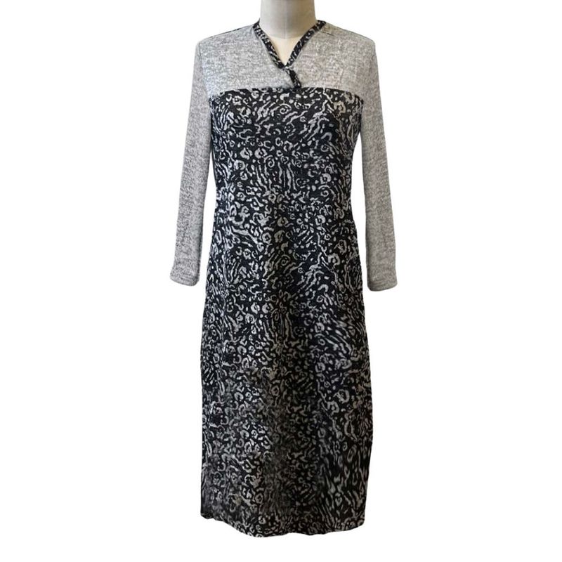 Robe adaptée manches longues à motifs gris et noirs