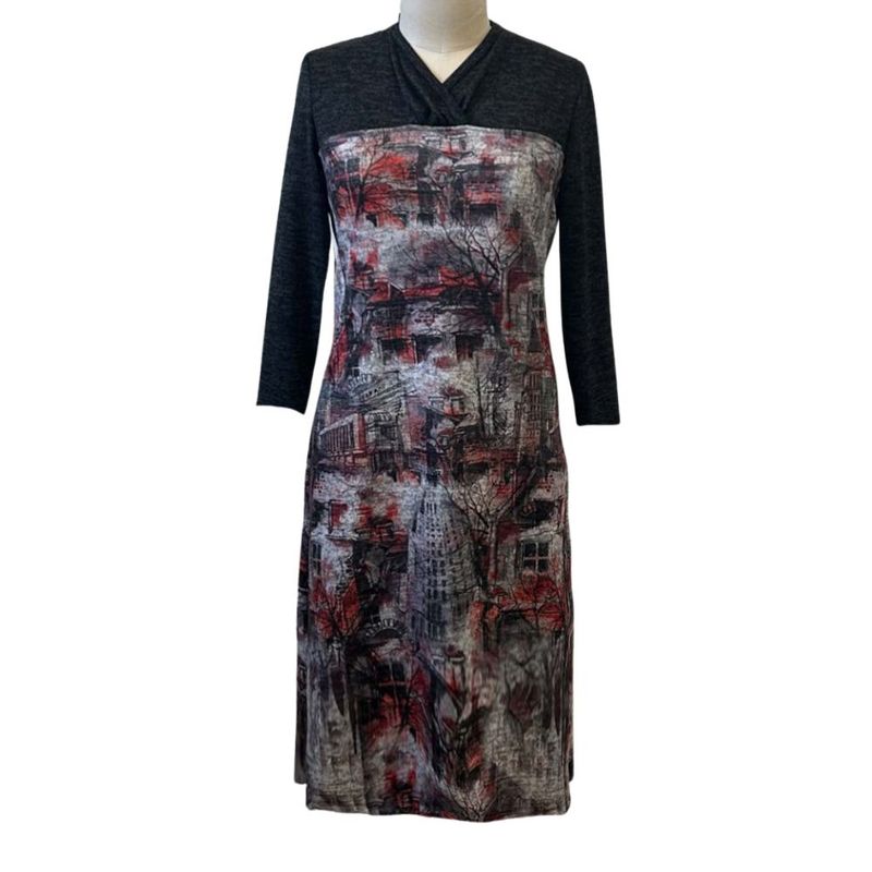Robe adaptée manches longues à imprimé rouge et gris