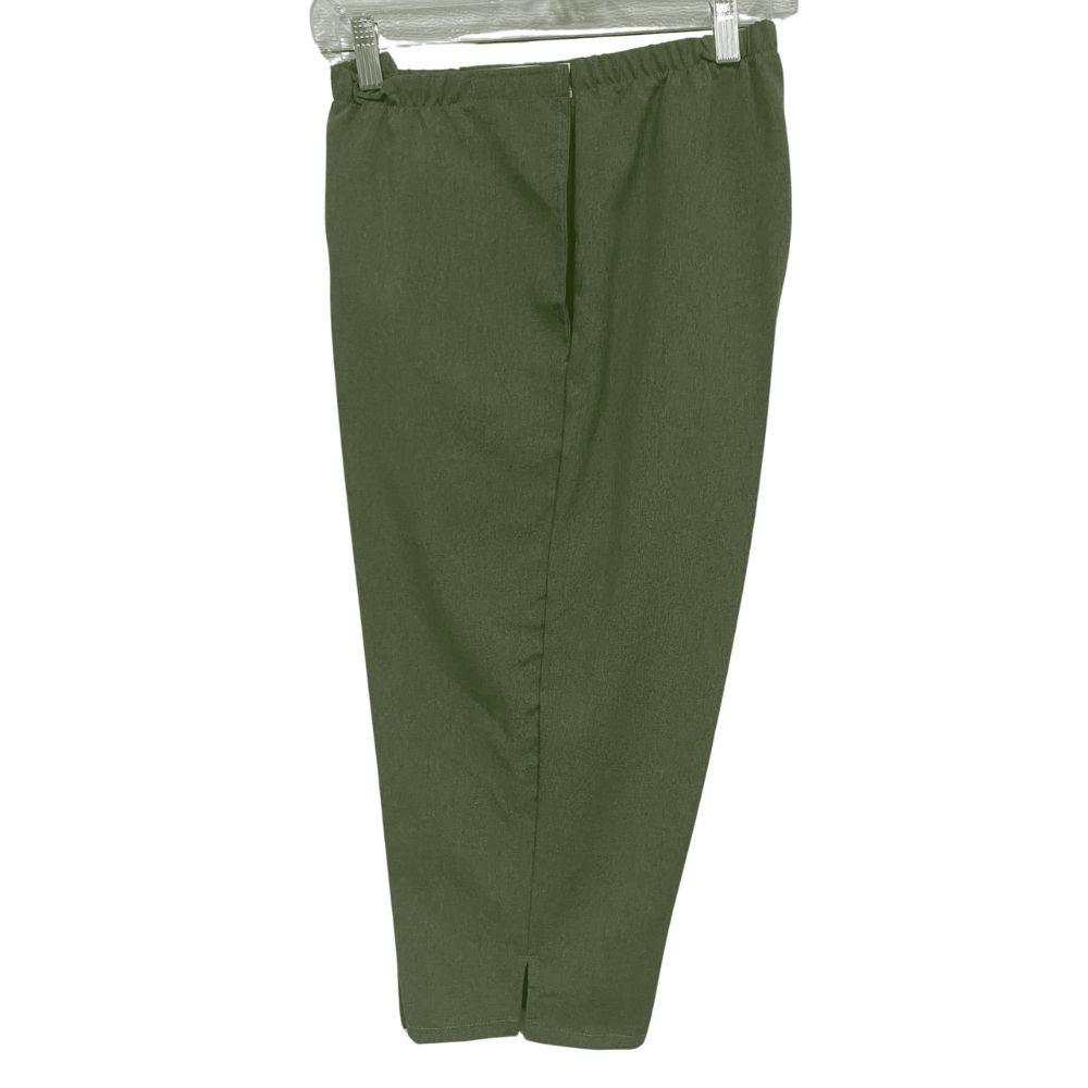 Capri adapté en polyester vert kaki | Ouverture aux côtés