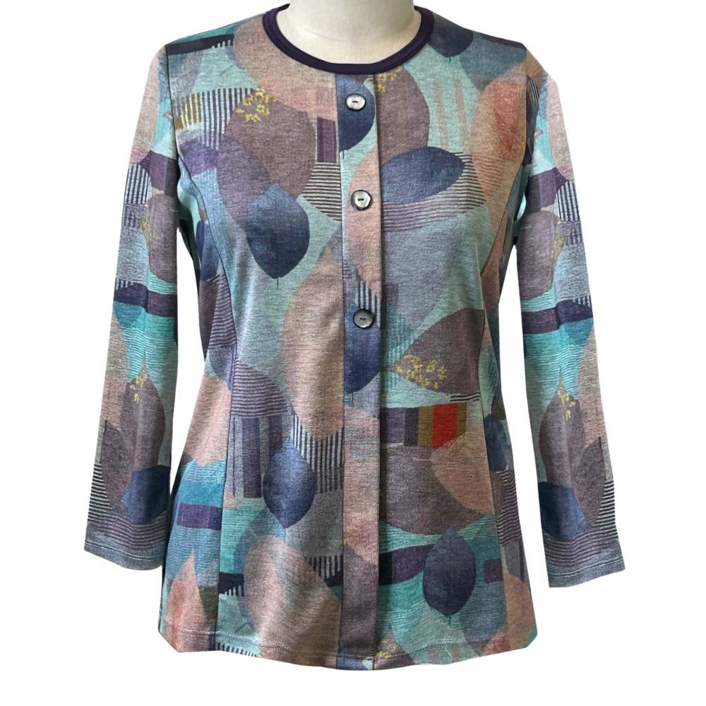 Chandail adapté style faux cardigan multicolore