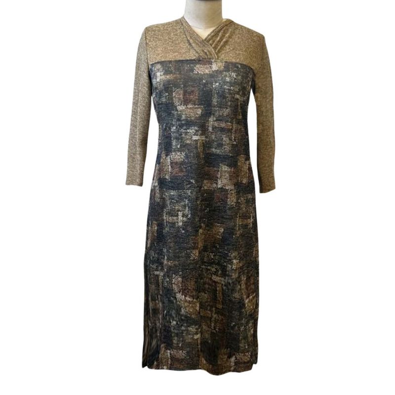 Robe adaptée manches longues beige et multicolore