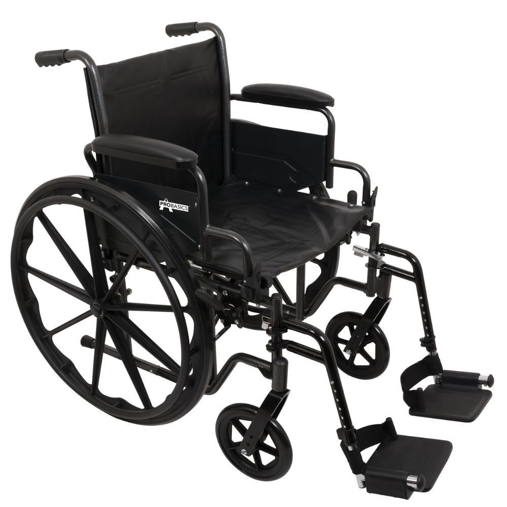 Fauteuil roulant avec appui-pieds escamotables