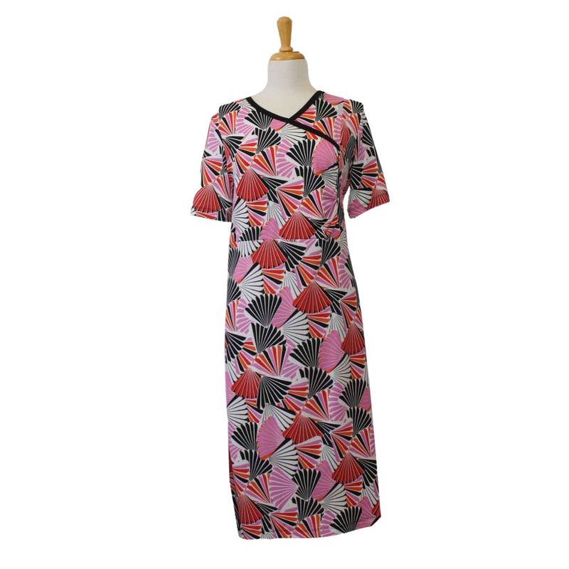 Robe adaptée d'été cache-coeur imprimé rose