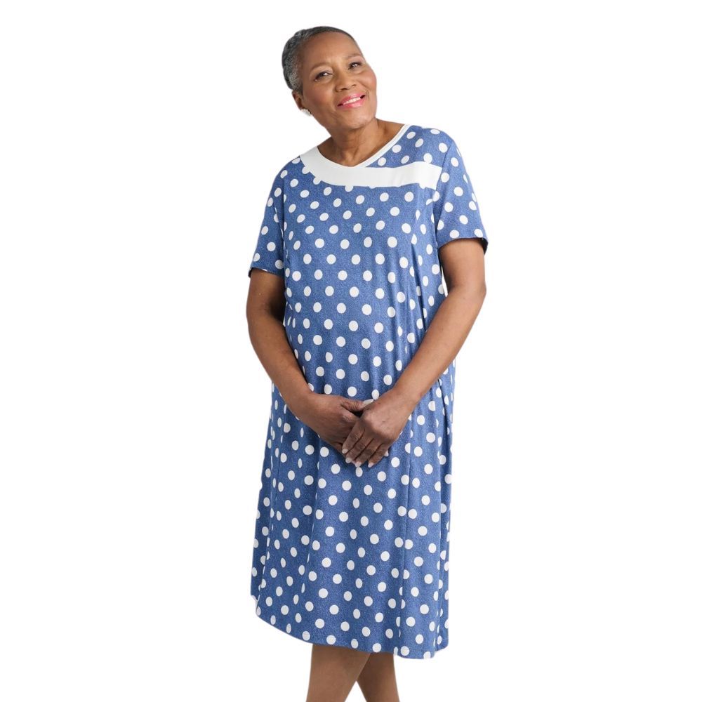 Robe adaptée d'été manches courtes bleu denim à pois