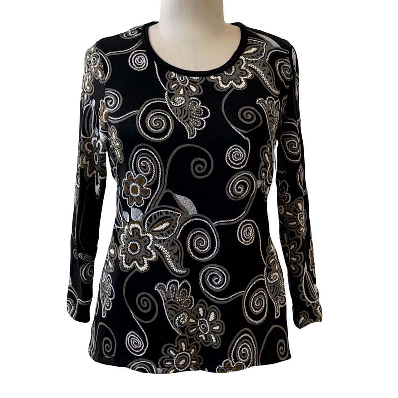 Chandail adapté de style basique noir à motif style broderie