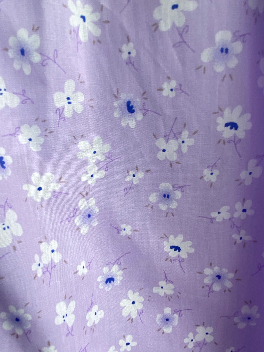 Robe de nuit d'été lilas