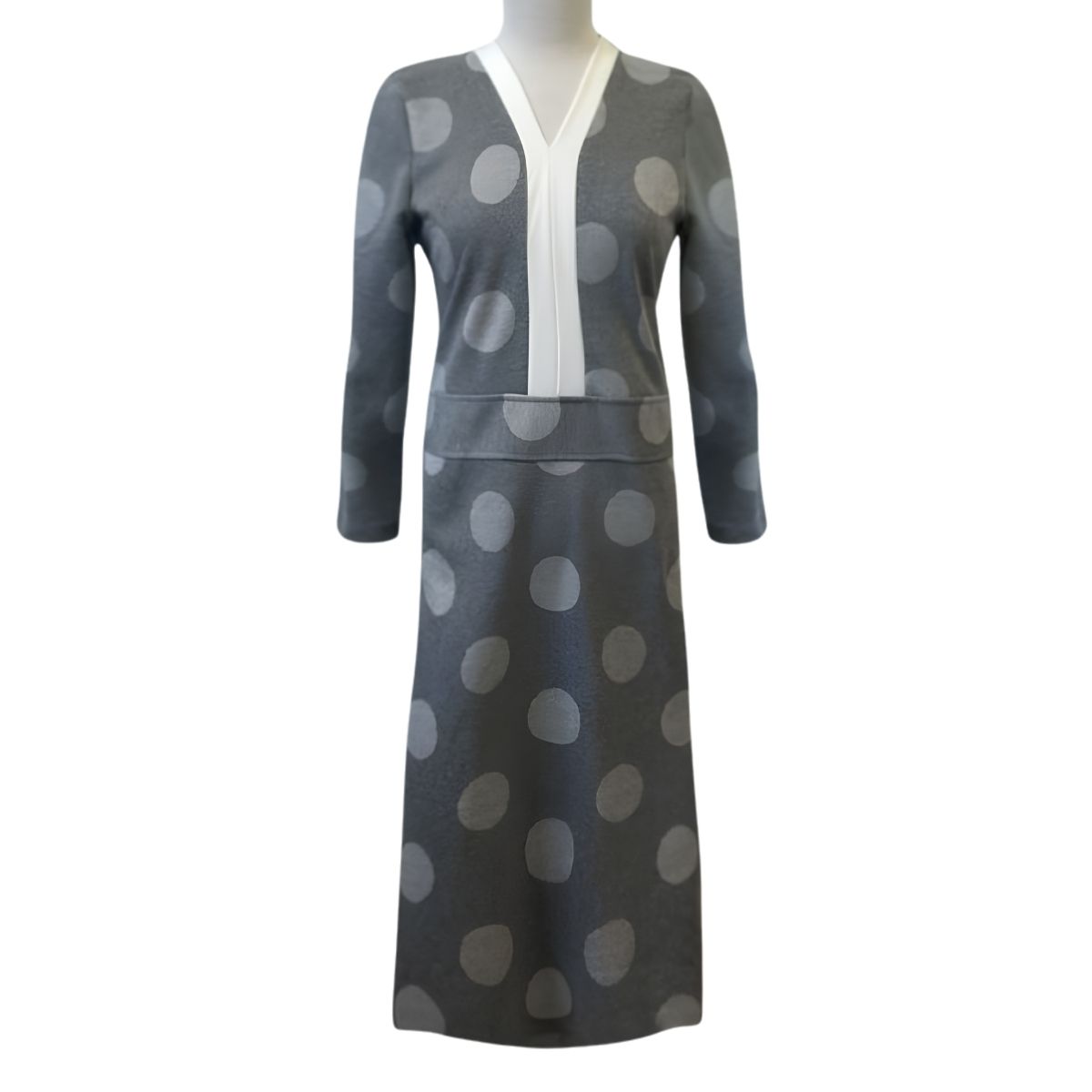 Robe adaptée grise à pois