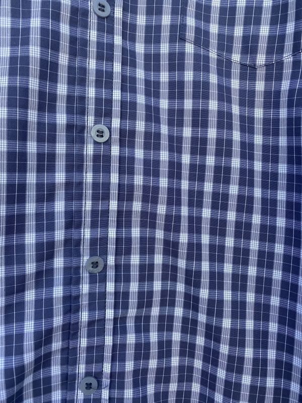 Chemise adapté pour homme à carreaux marine