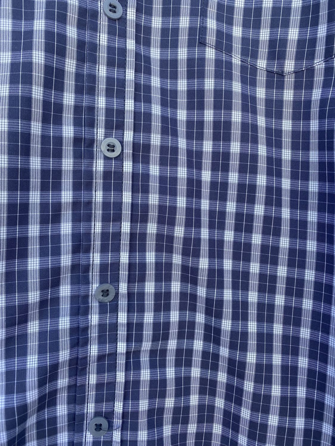 Chemise adapté pour homme à carreaux marine