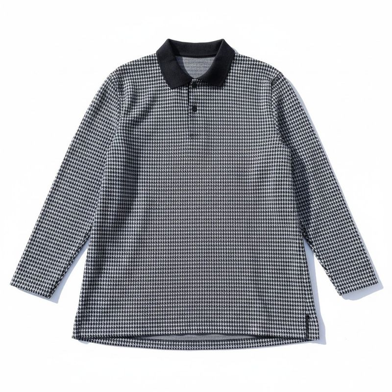 Chandail adapté pour homme pied de poule à col noir
