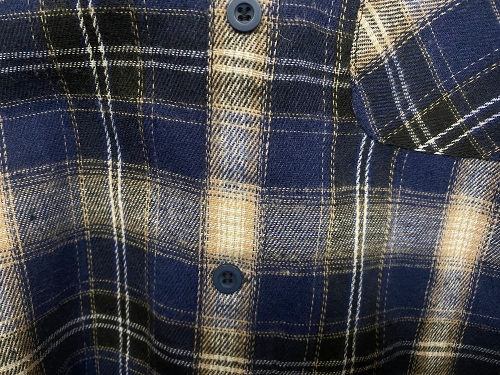 Chemise adaptée pour homme en flanelle marine, noire et beige