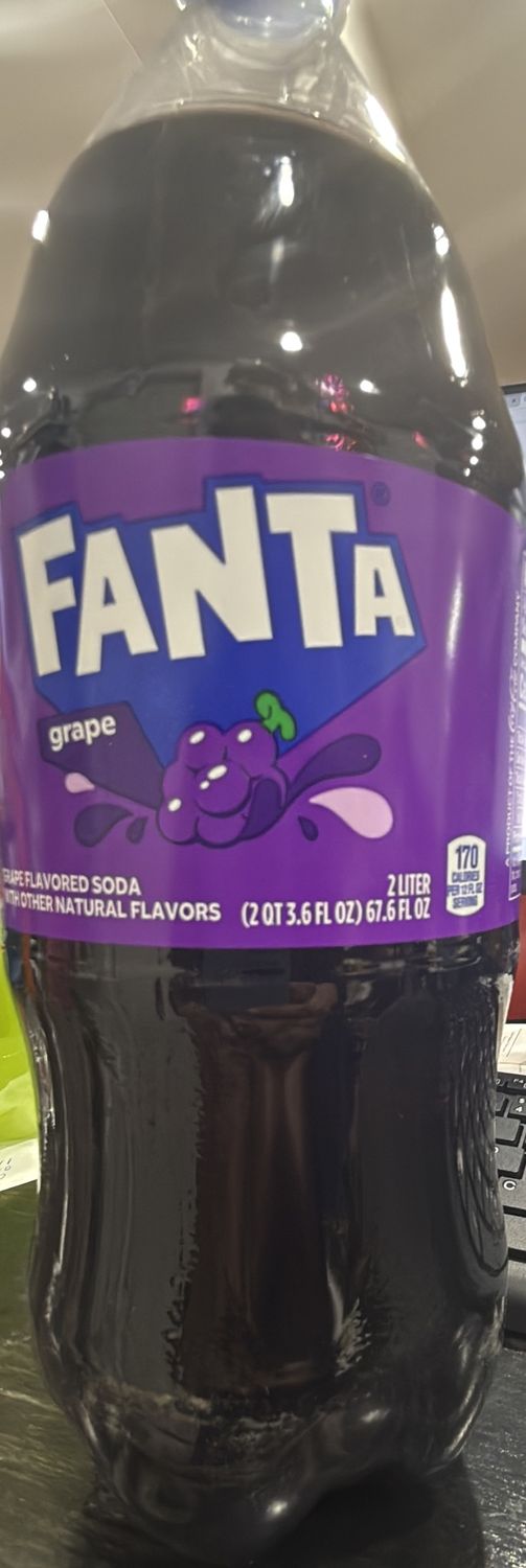 Fanta grape 2 litros