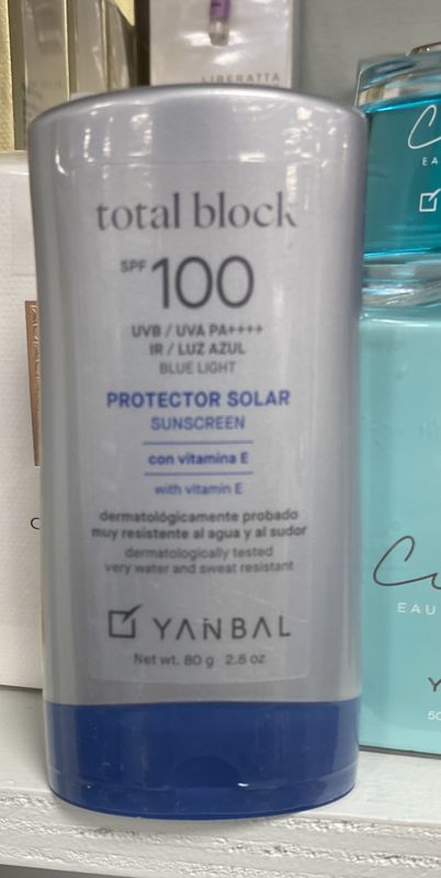 Protector Solar Total Black (80g)