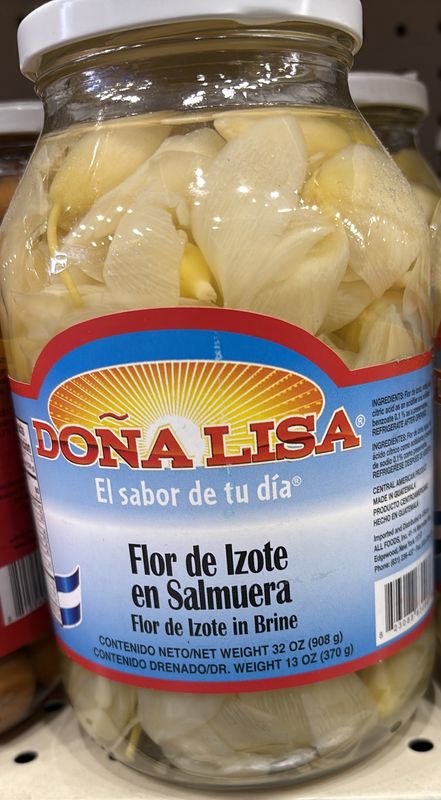 Flor de izote  en salmuera