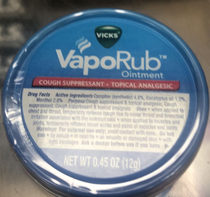 Vicks Vaporub 1