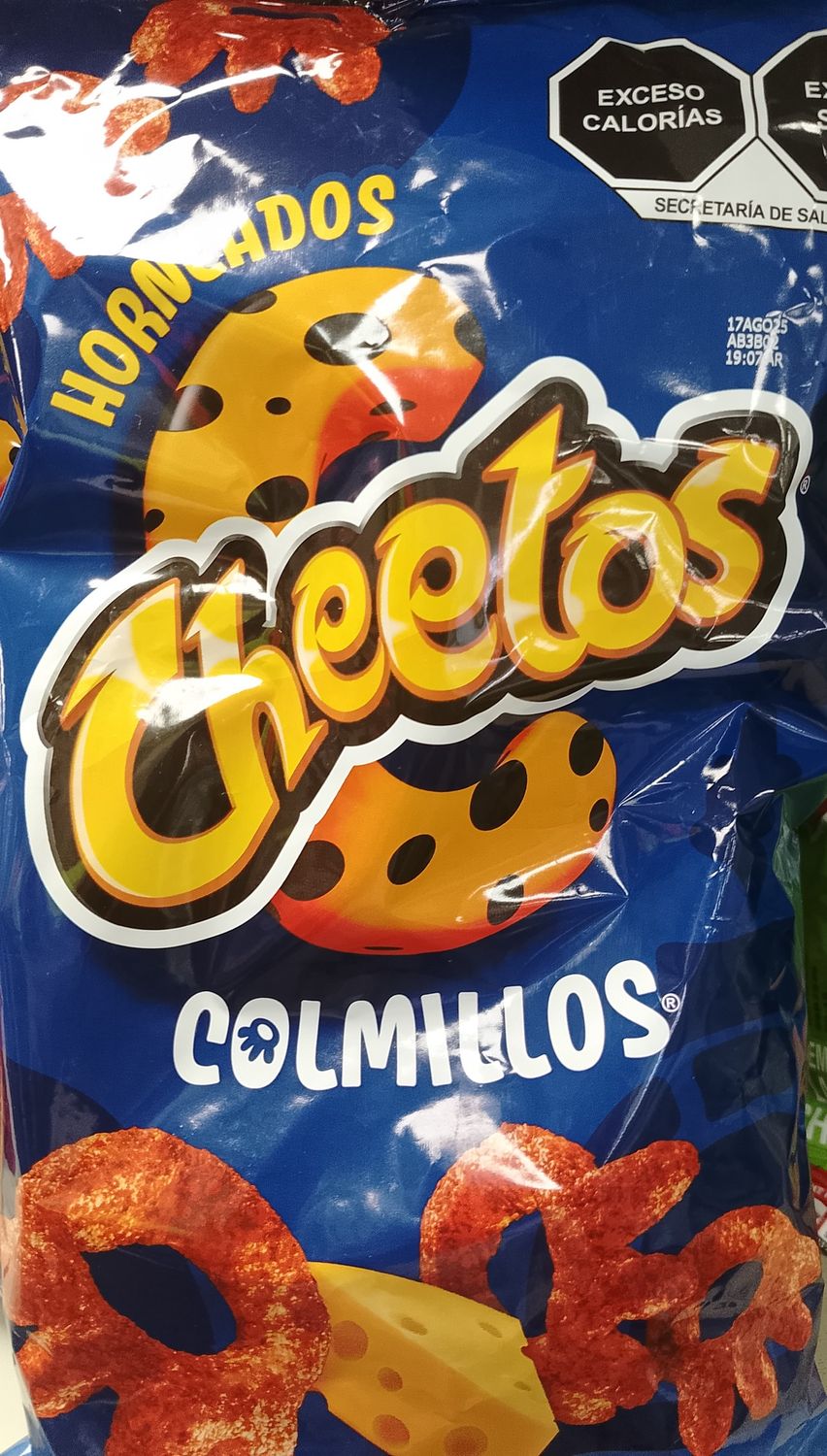Cheetos  Colmillos 100G
