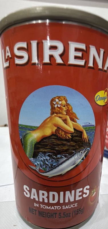 La Sirena Sardines en Tomato Sauce 5.5 oz