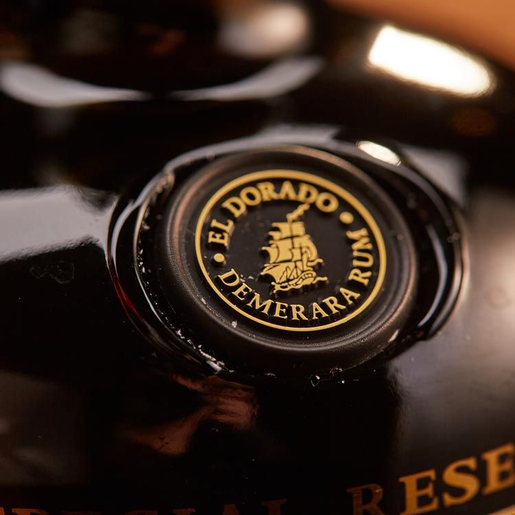 El Dorado 15Y -Finest Guyana Demerara Rum- Ex-Bourbon Cask 43.0 "OB"
