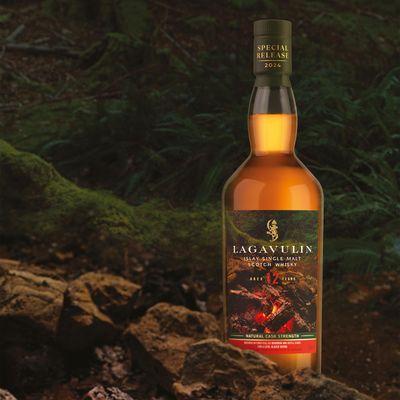 Lagavulin 12Y Special Release - Fireside Tales (2024) 1st Fill Bourbon &amp; Refill Casks 57.4 "OB"