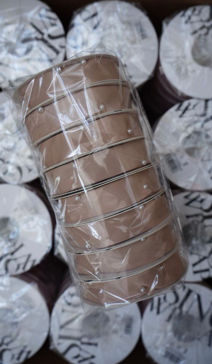 Wstążka z koralikami 155 Milky tea X8