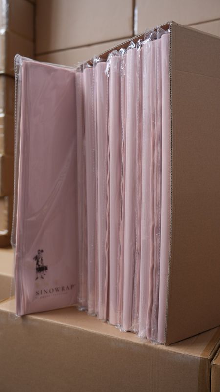 Waterproof Floristry Packaging 161 Hot Pink 30X