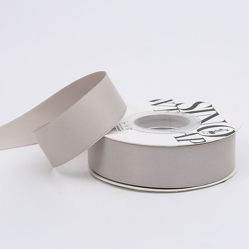 Ribbon 124 Grey (2.5 cm x 18.2m)