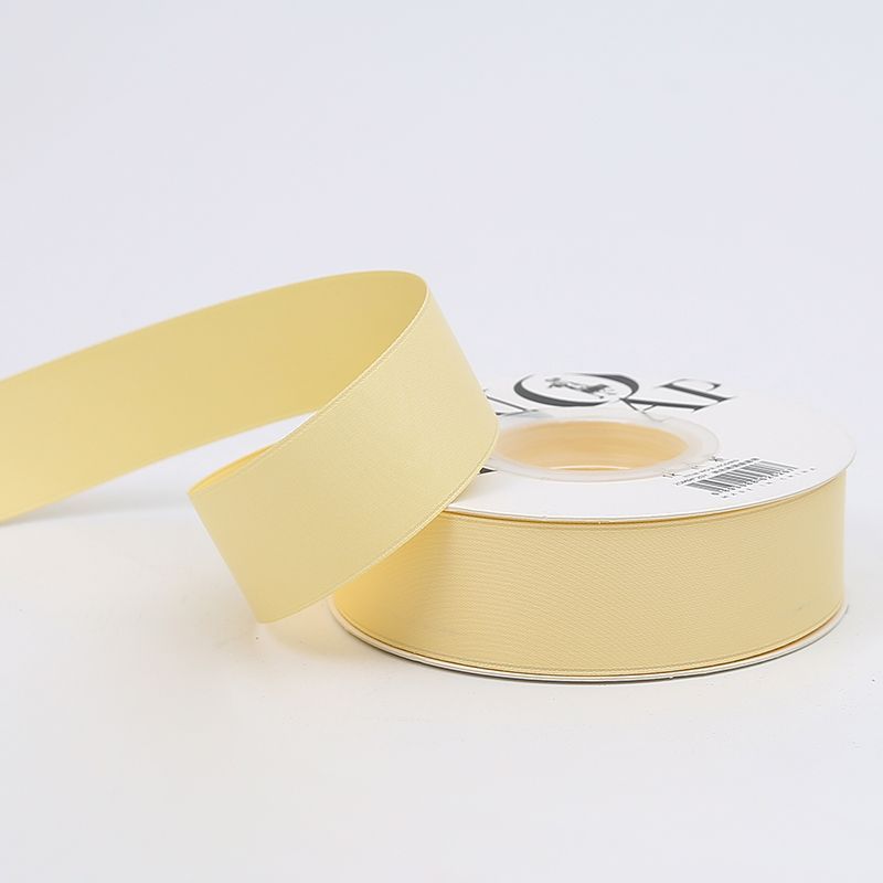 Ribbon 243 Beige (2.5 cm x 18.2m)