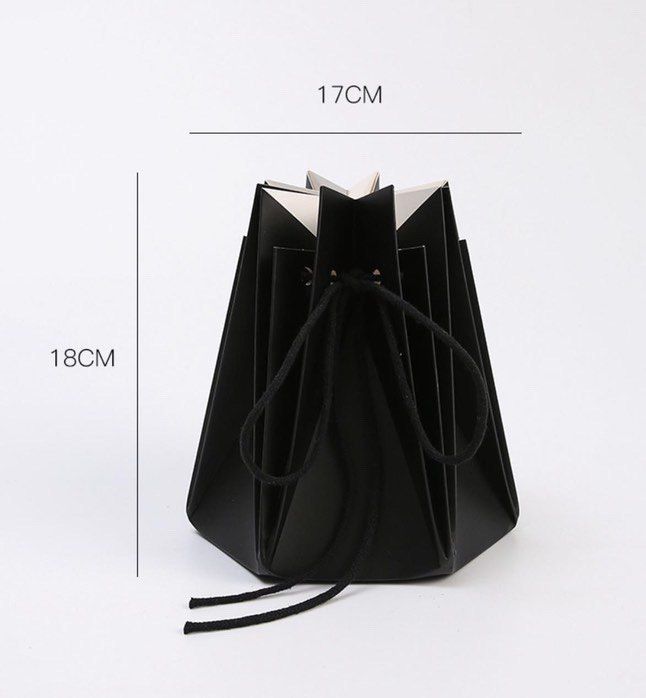 Aqua Box Black (17 x 18 cm)