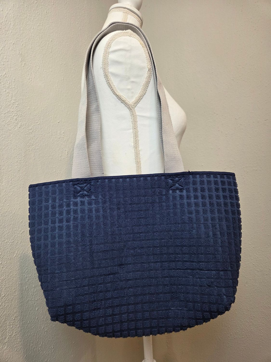 Totes - Large - Blue Texture