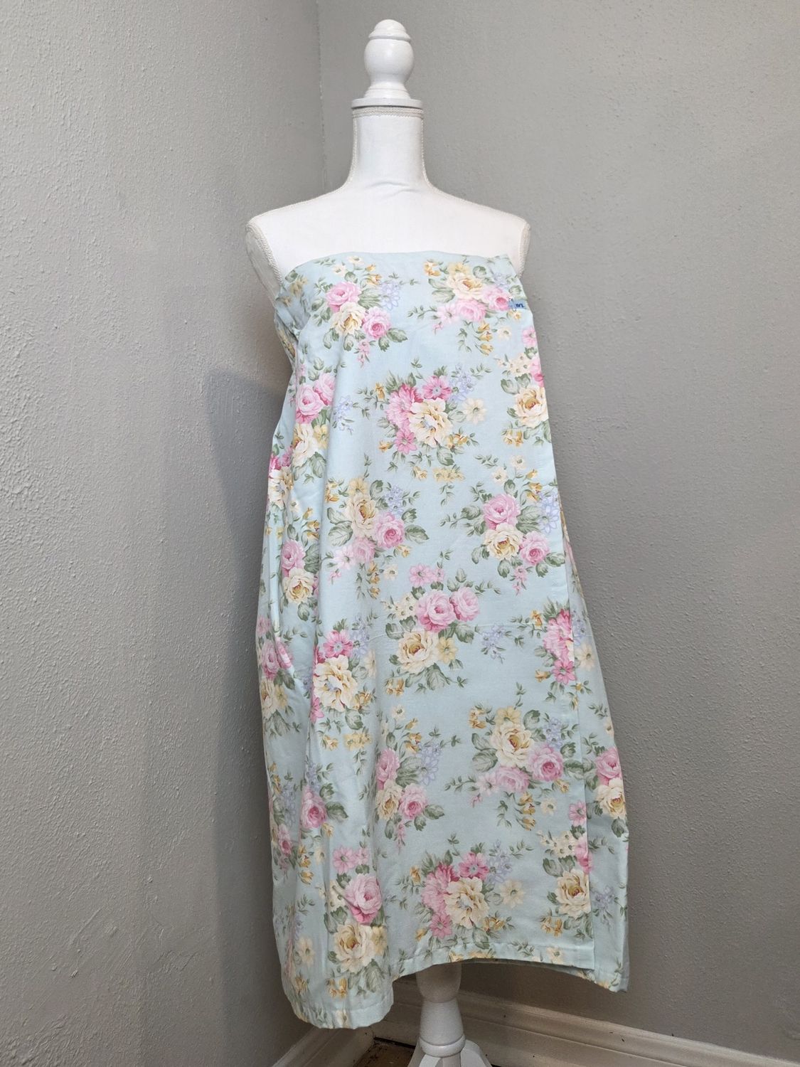 2X-Large - Yellow &amp; Pink Roses Bath Wrap