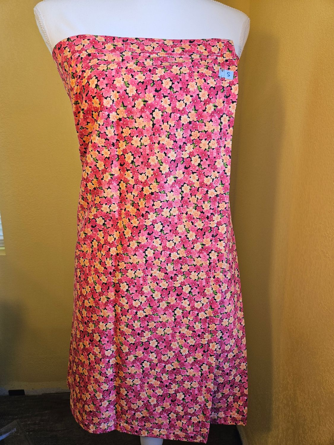 Small - Field of Flowers Bath Wrap