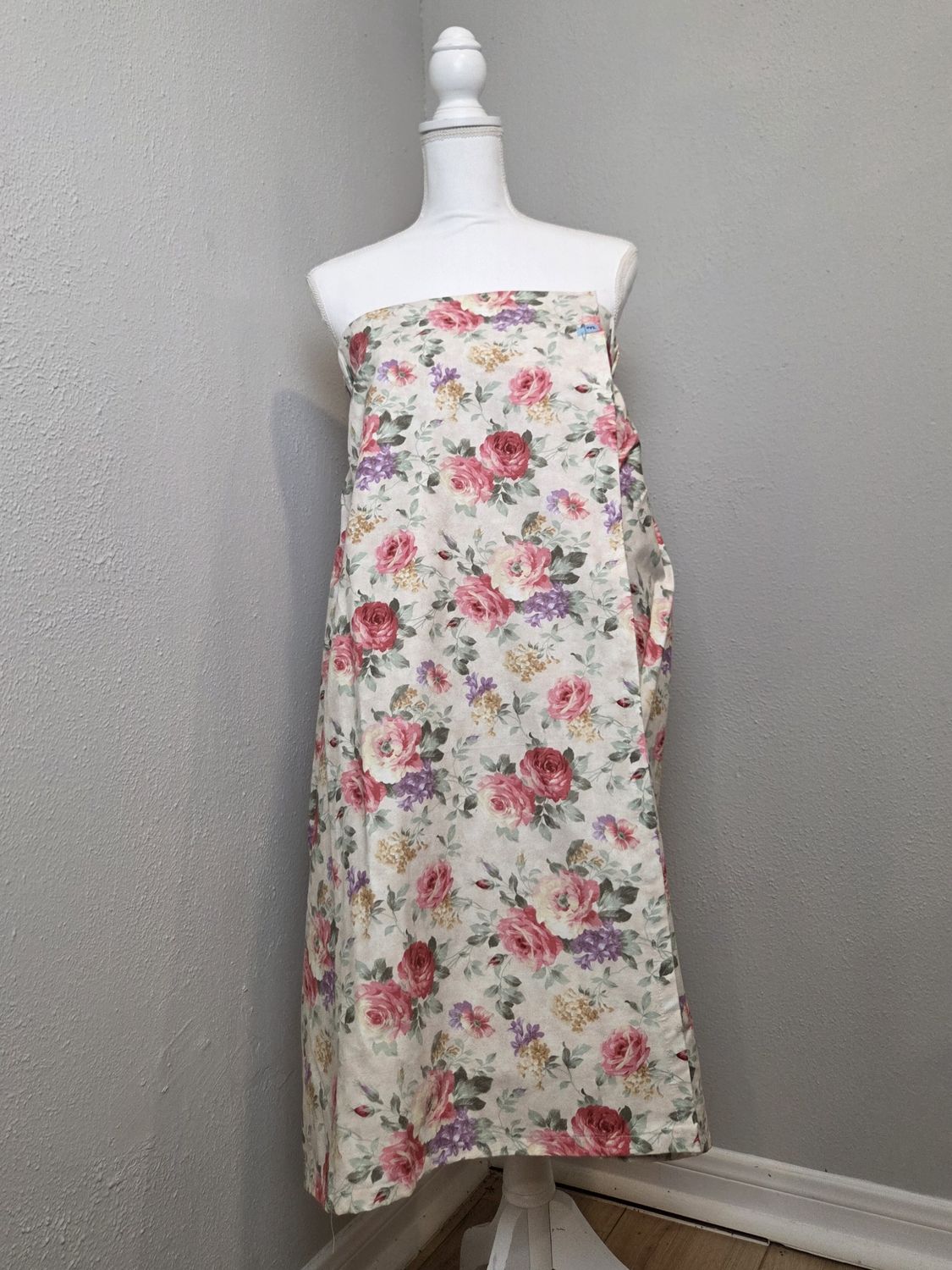 2X-Large - Pink &amp; Red Roses Bath Wrap