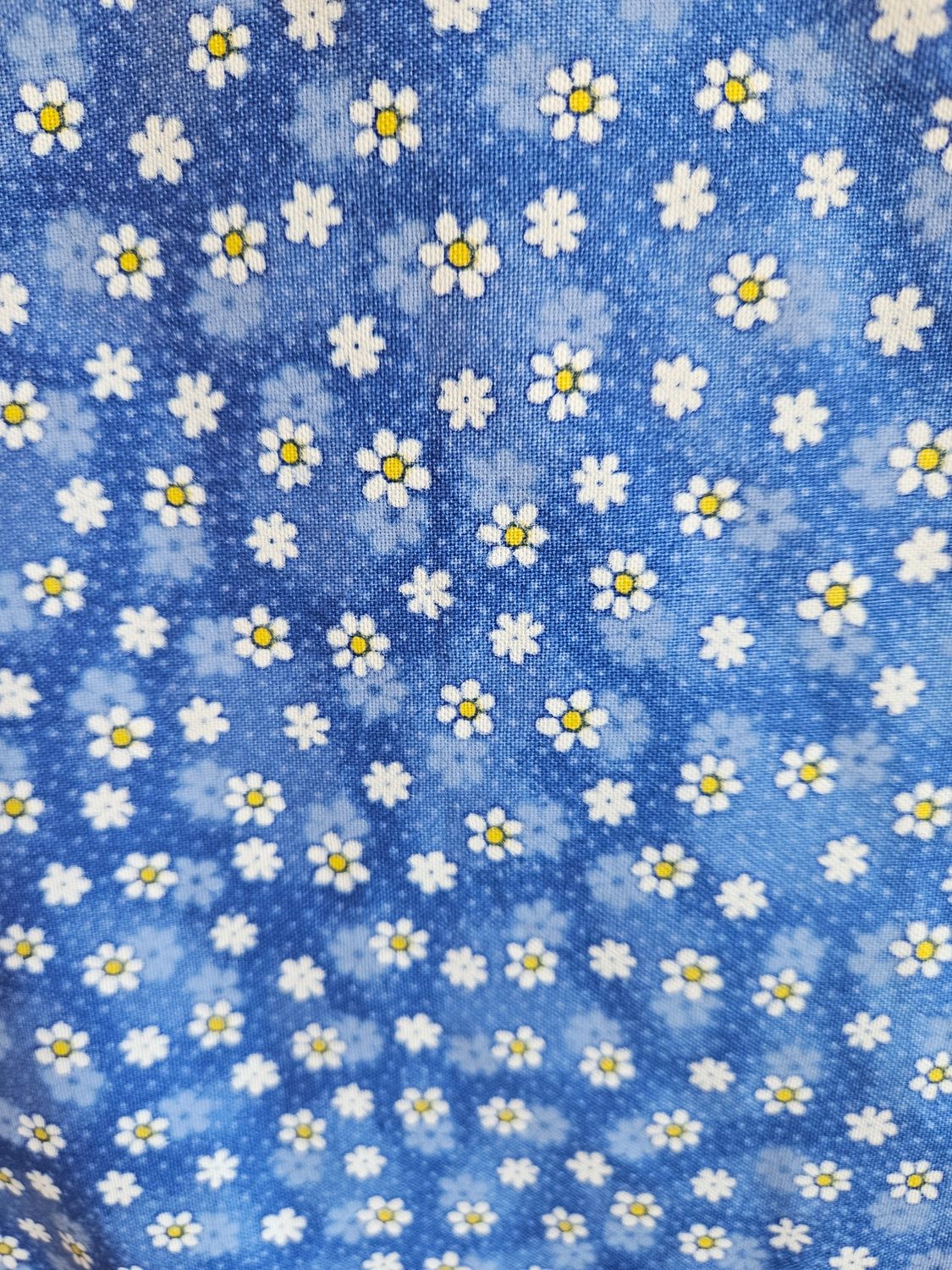 Large - White &amp; Blue BG Floral Bath Wrap