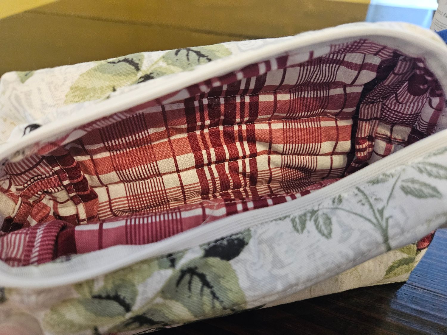 Pink Paisley &amp; Green Small Makeup Bag