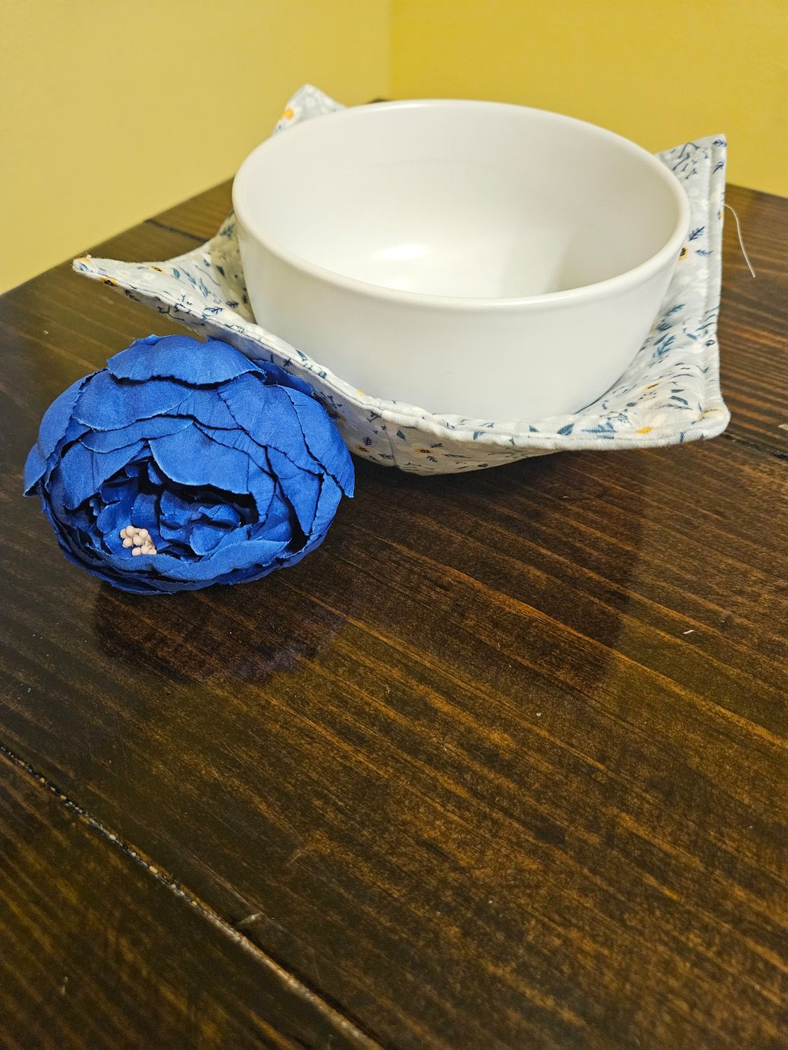 White &amp; Yellow Floral- Bowl Koozie