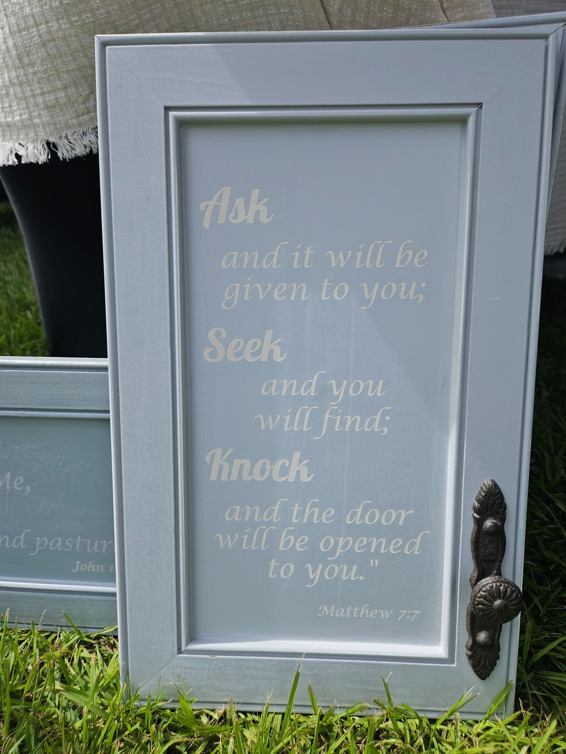 Wooden Door Sign Matthew 7:7 Gray
