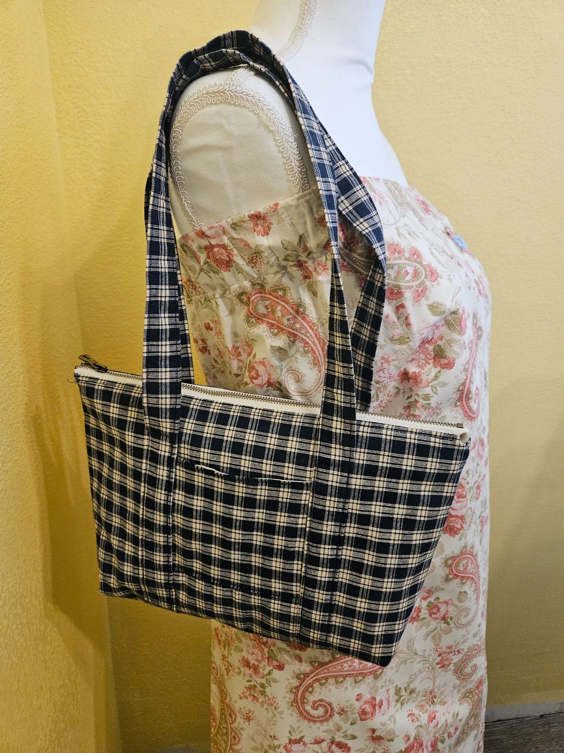 Totes - Small - Blue Plaid 