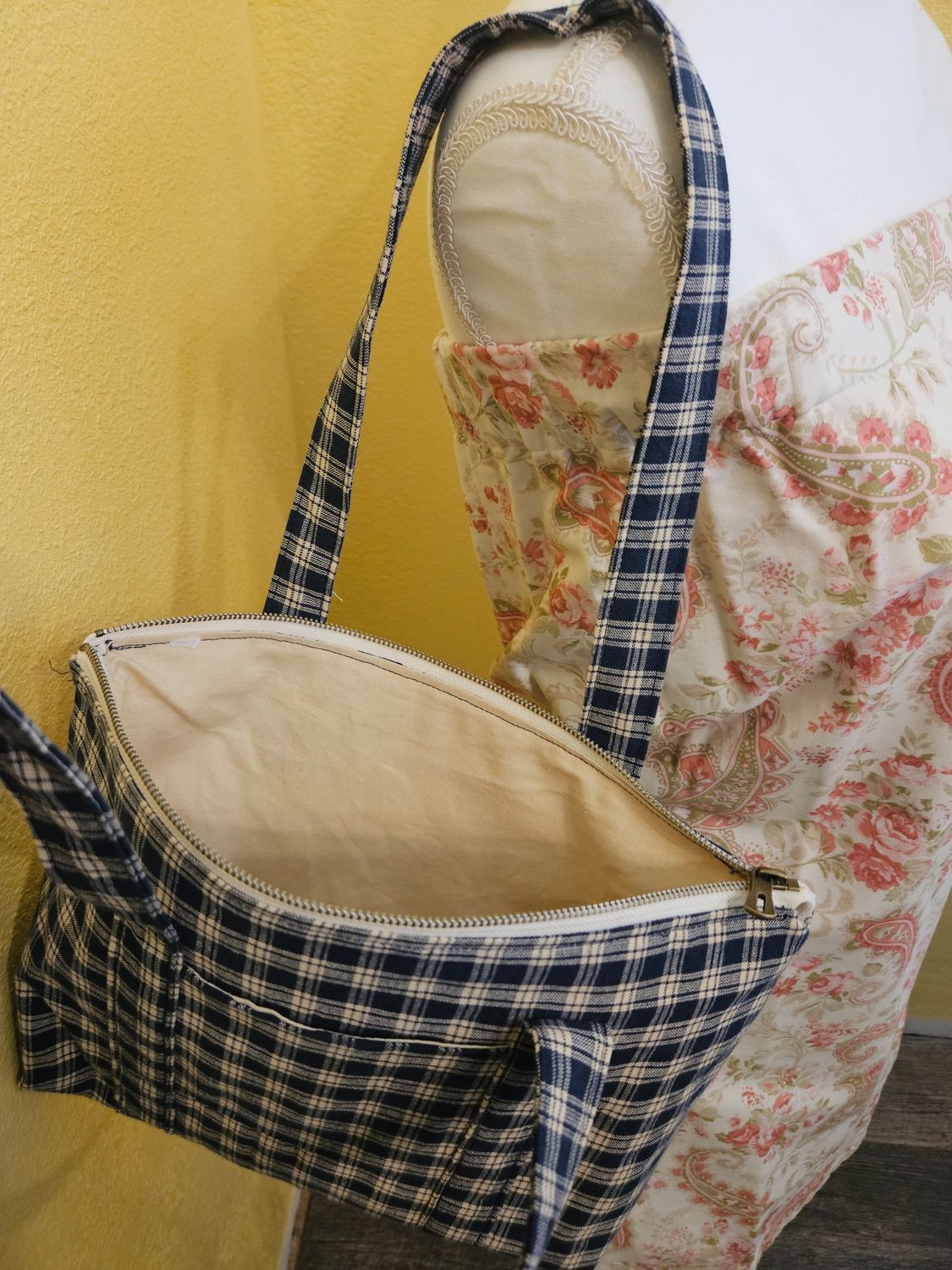 Totes - Small - Blue Plaid 