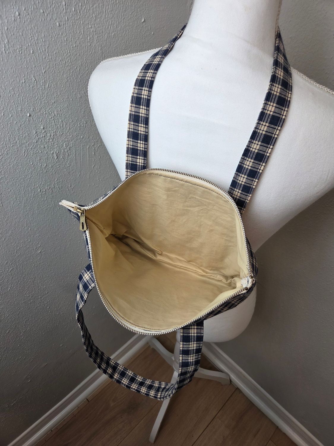 Totes - Small - Blue Plaid 