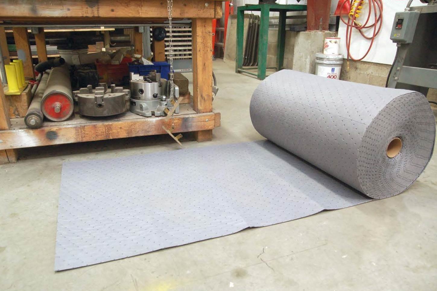 BPB absorberende doeken olie/water op rol 38 cm x 46 m 2st.