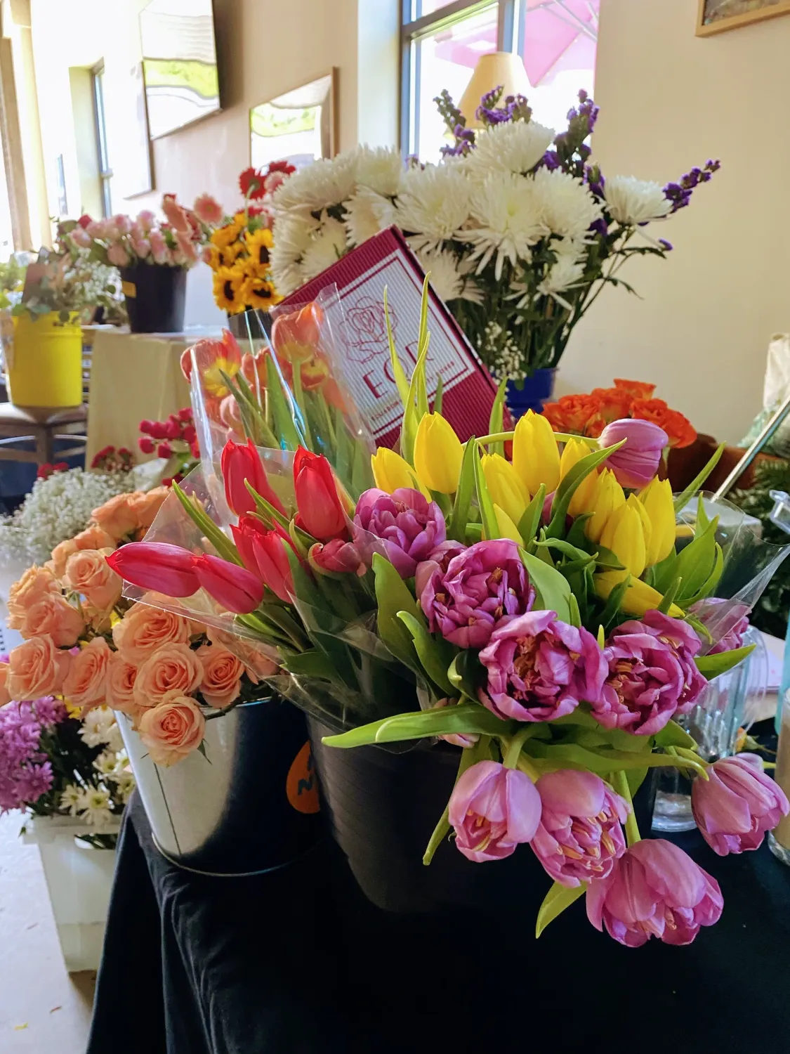 Bunches of Love - Tulips