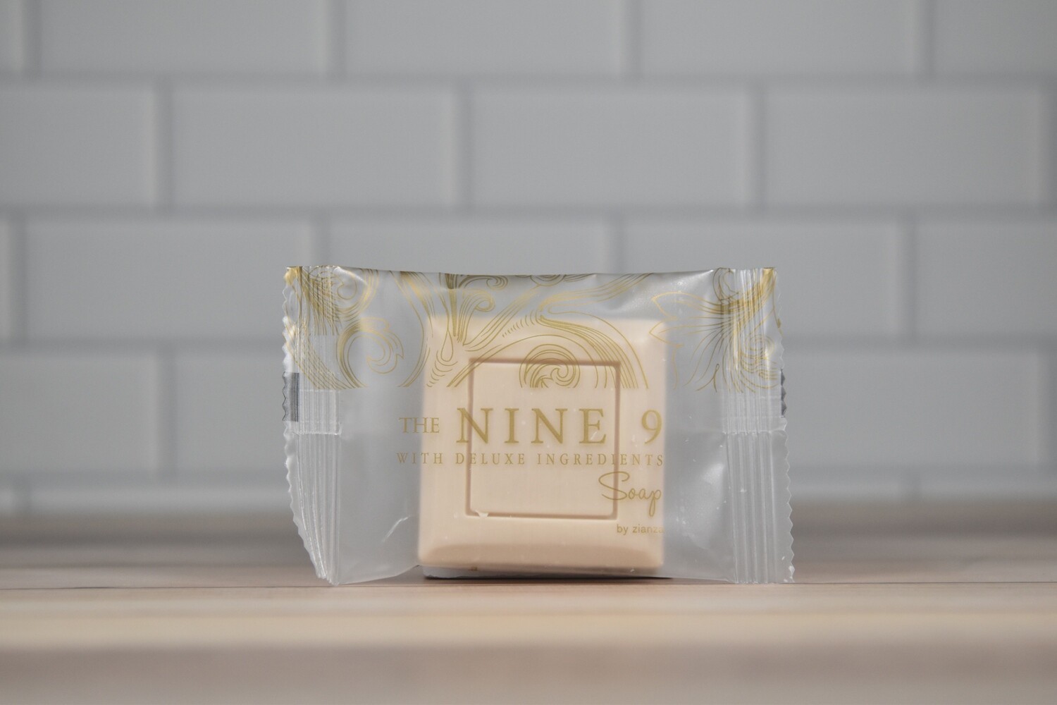 1 caja de 300 piezas de Jabón de 20 grs. Aroma a vainilla