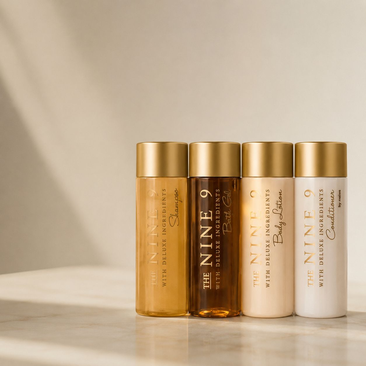 1 caja con 300 piezas de Crema THE NINE 9 de 40 ml