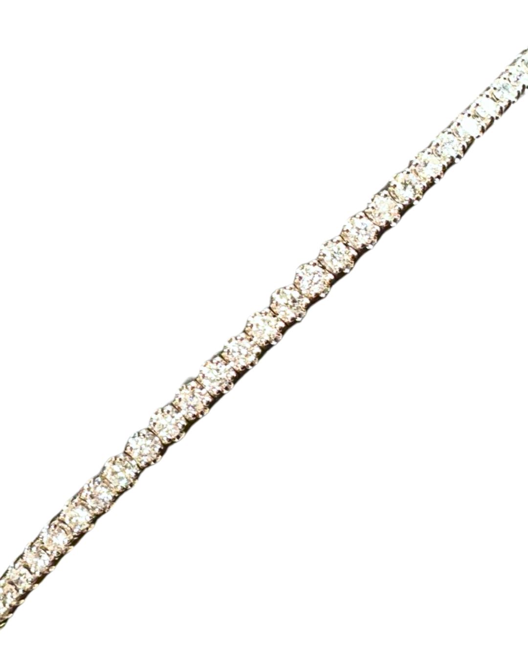10k White Gold 2ct tdw Diamond Flex Bangle