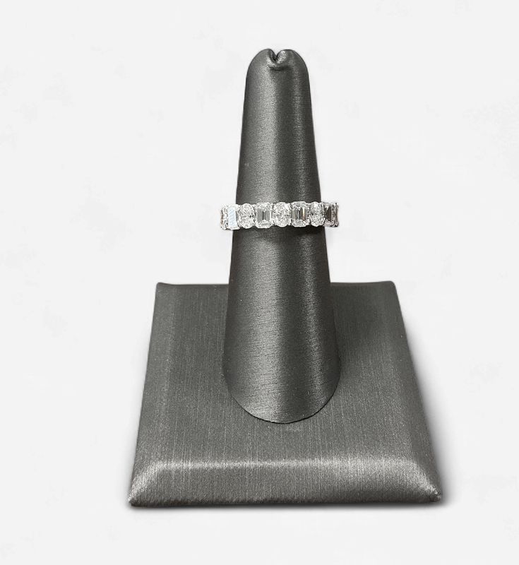 14k White Gold 2 1/3 ct Lab Grown Oval and Emerald Cut Diamond Band