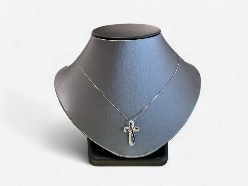 14k White Gold Cross on 18 in 14k White Gold Chain