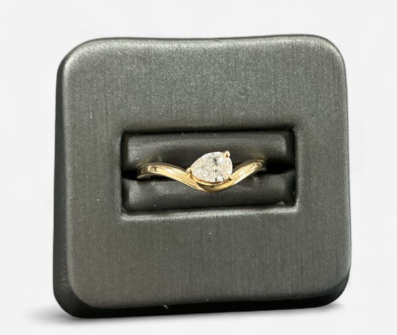 14k Yellow Gold 1/2 ct Lab Grown Pear Shaped Diamond Ring