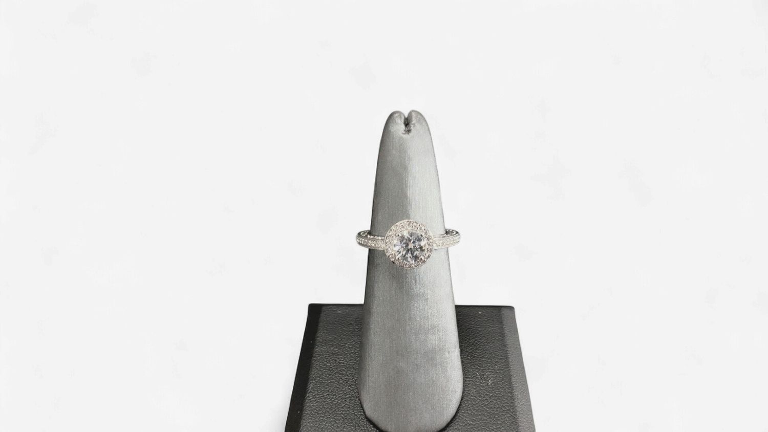 18k wg 1/3 ct semi diamond semi mount