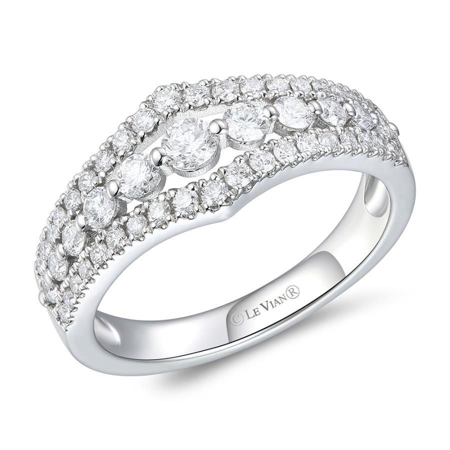 Platinum .77 tdw Diamond Fashion Ring