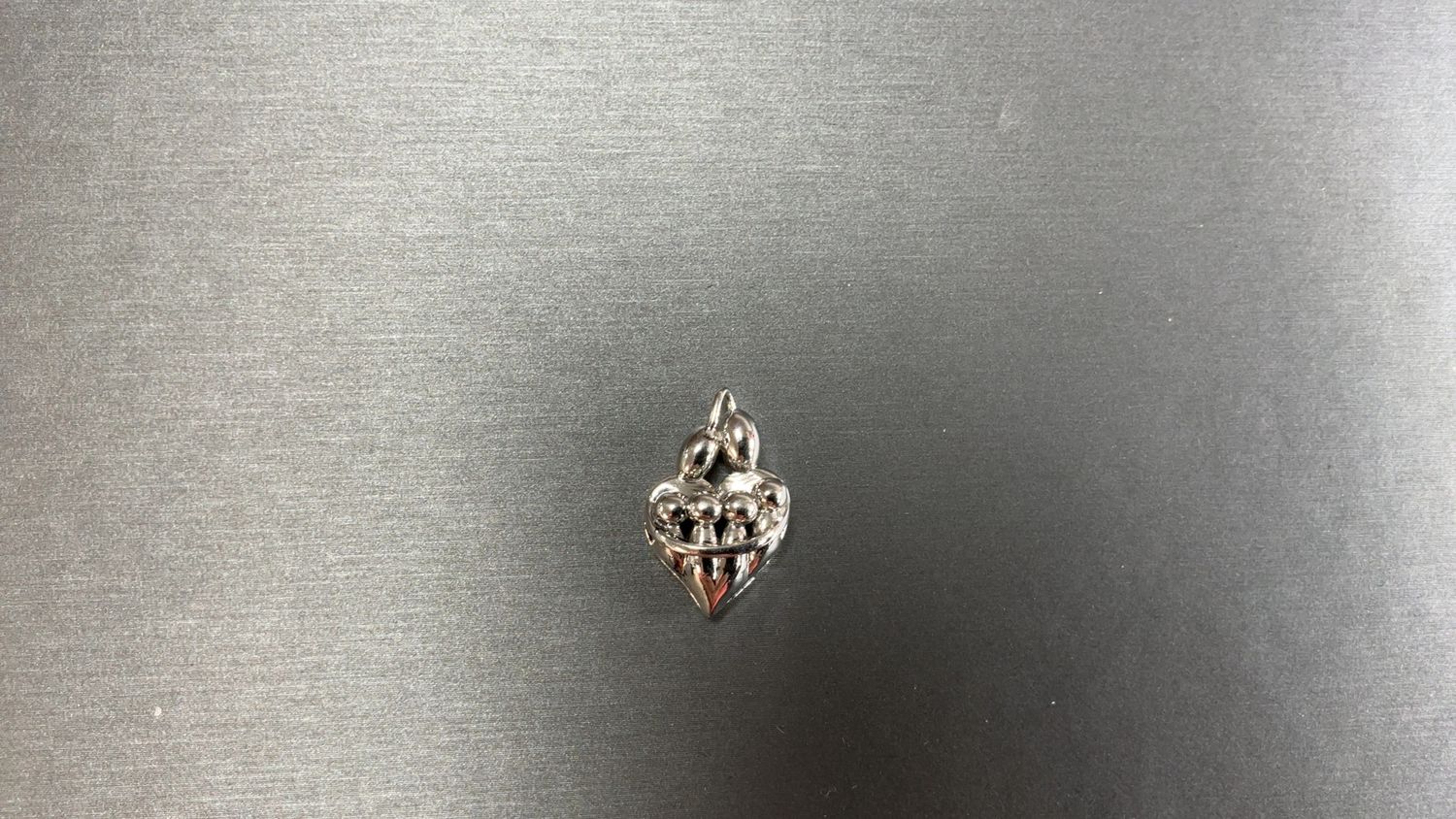 Silver Mothers Child pendent